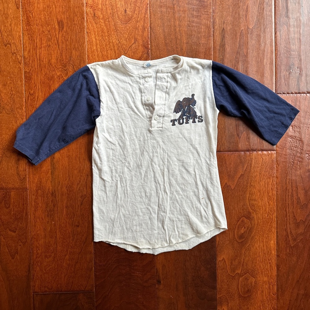 Vintage Tufts baseball tee